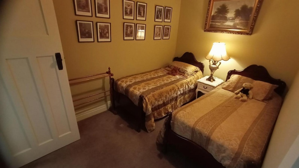 Blakes Manor Self Contained Heritage Accommodation